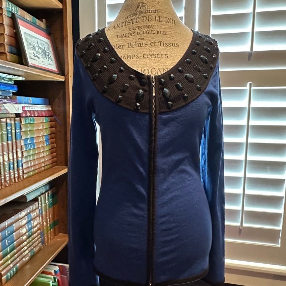 Elegant Blue Cardigan with Black Beaded Collar - Picture 8 of 13